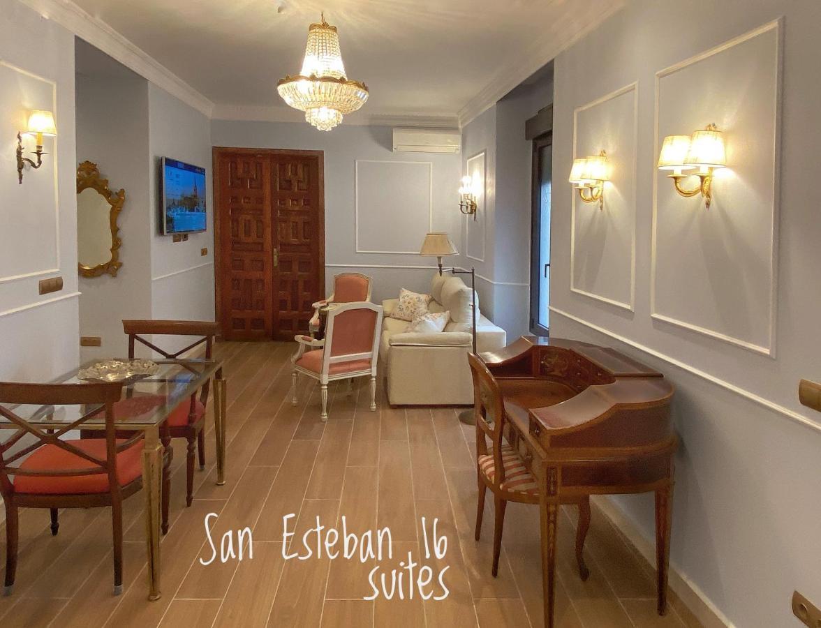 Suites San Esteban 16 Real Sevilla Exteriér fotografie